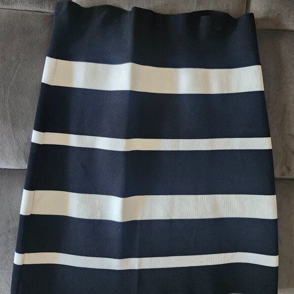 Bcbg max azria black and white striped bandage skirt m - Picture 1 of 2